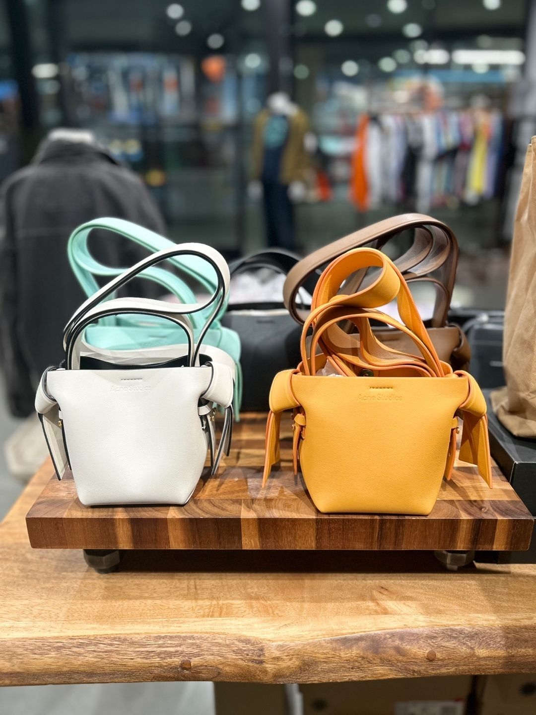 ACNE STUDIOS｜アクネストゥディオズ クロスバッグ MUSUBI MICRO (Acne
