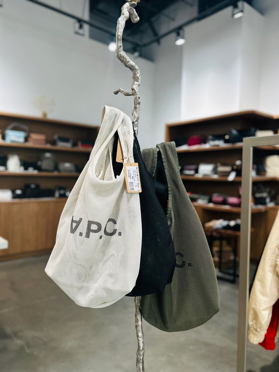 A.P.C｜アーペーセーメッシュ ショッピング バック (A.P.C./トート