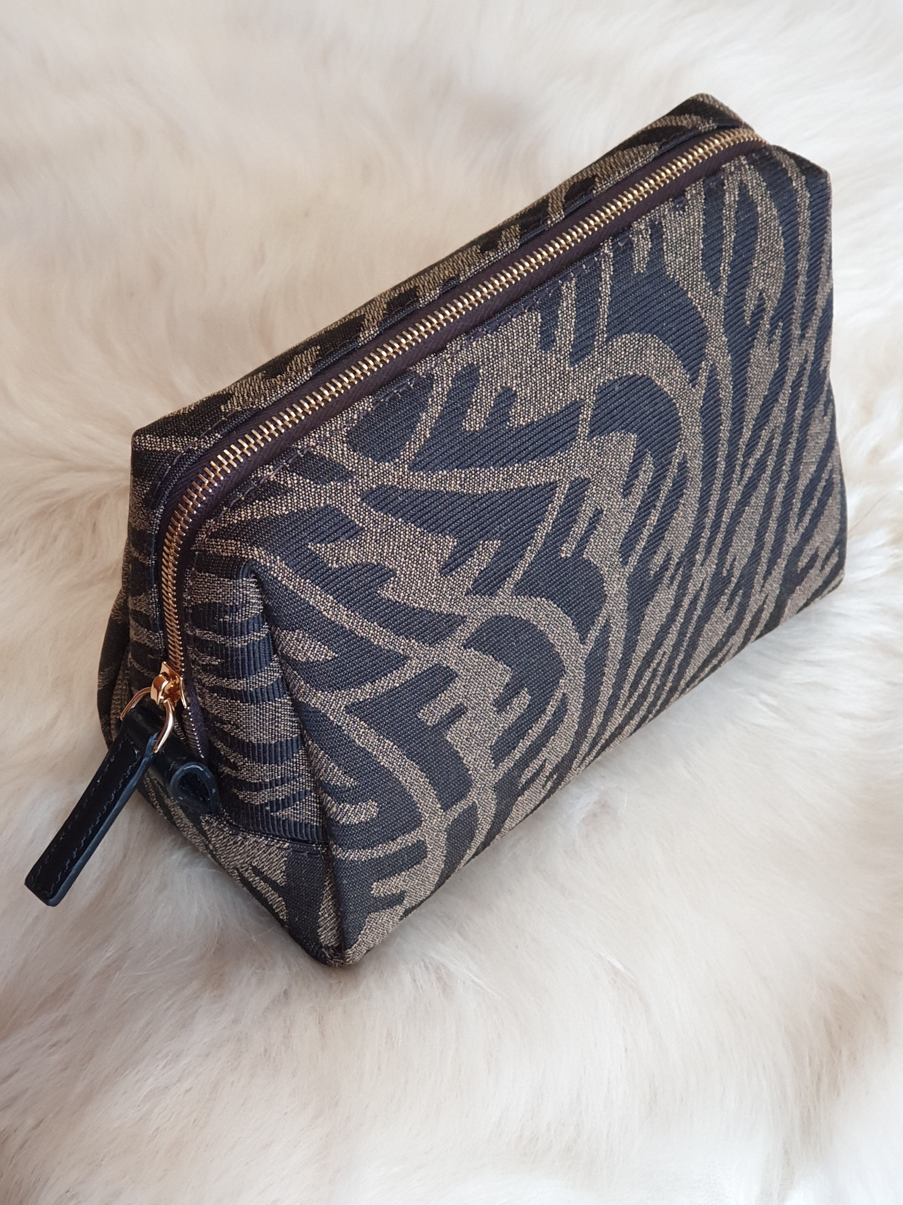FENDIフェンディFF柄♪ポーチ ズッカ♪ダークブラウン (FENDI/ポーチ