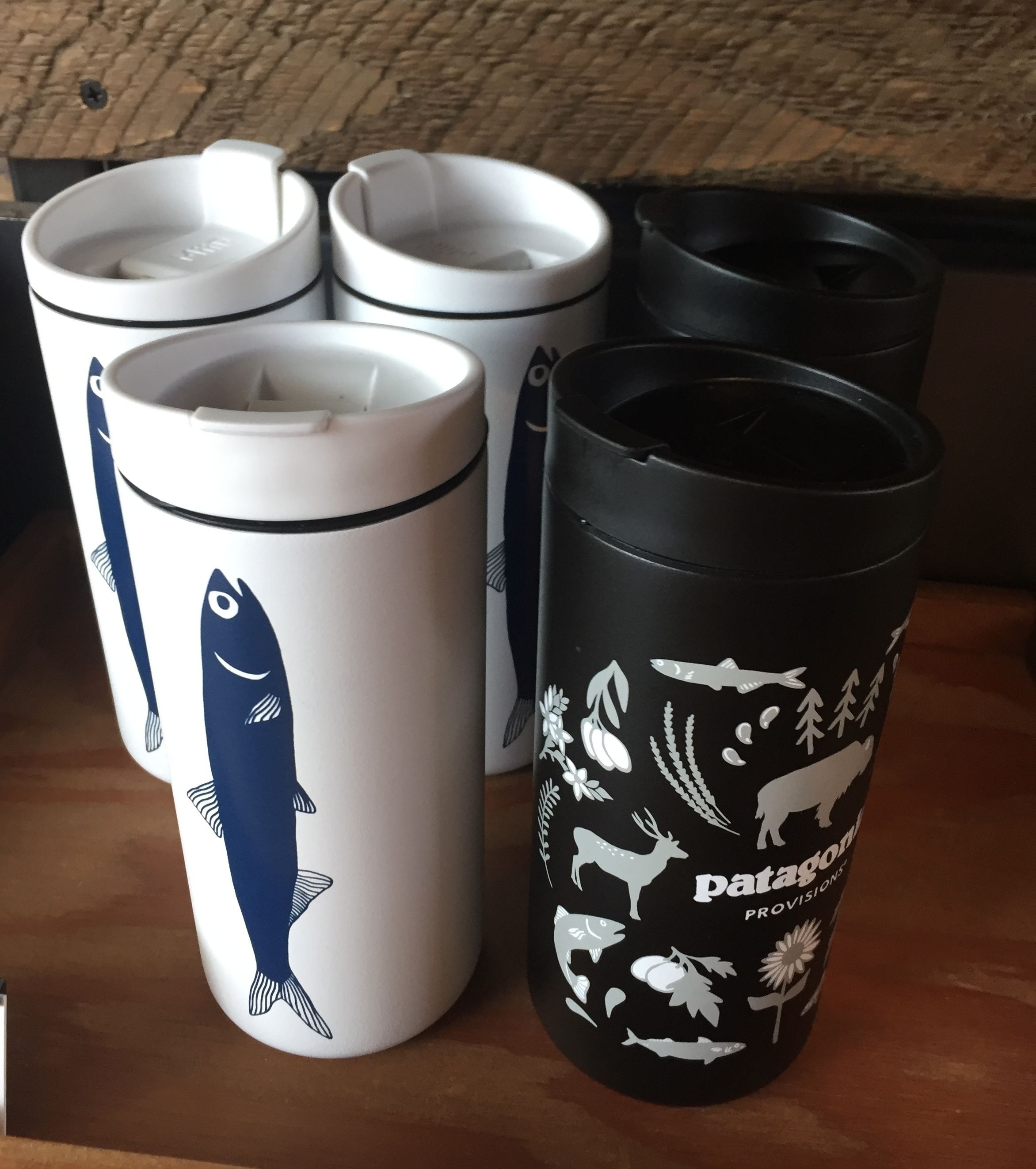 日本未入荷☆パタゴニアPatagonia タンブラー白/魚 MiiR(354ml