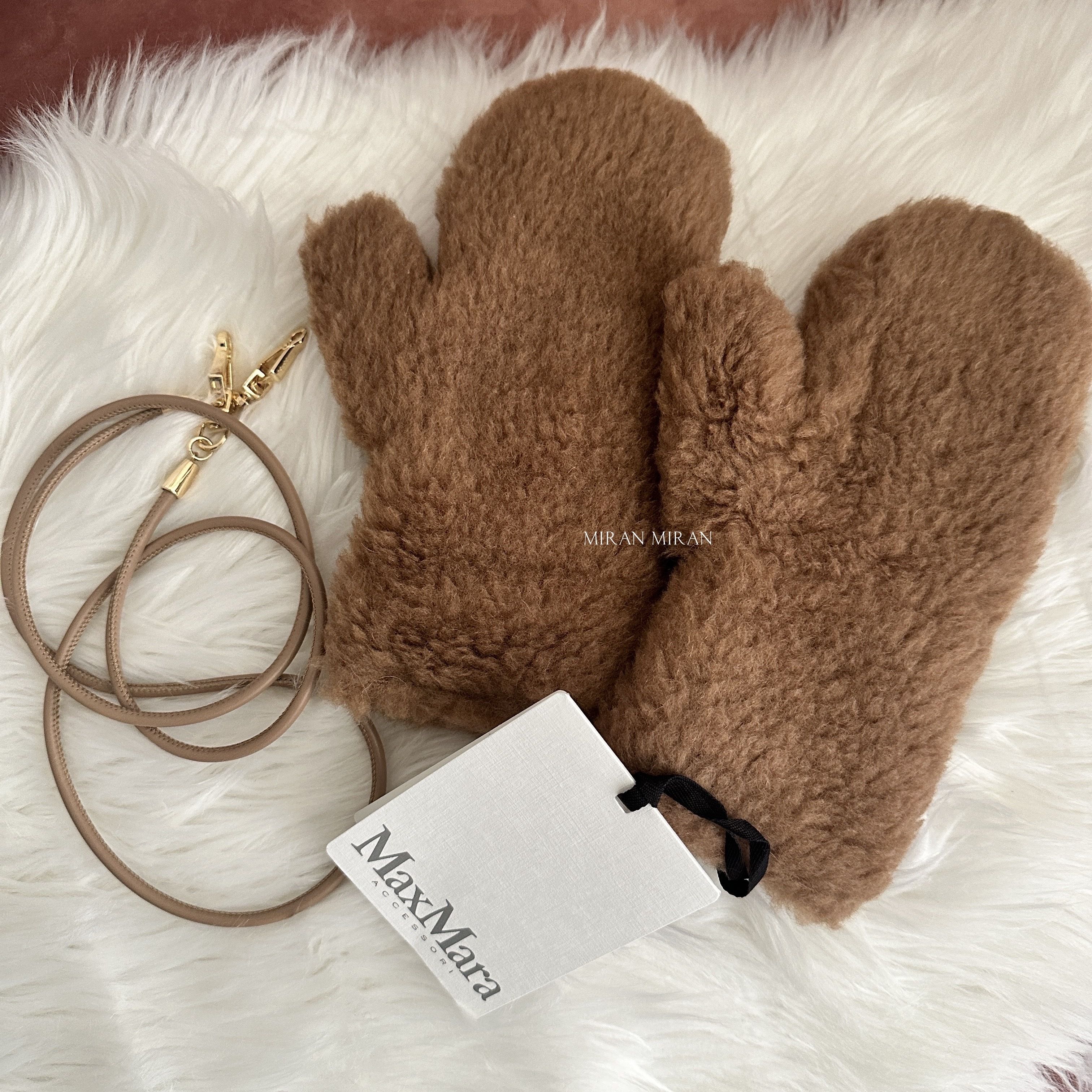 追跡付き発送☆Max Mara☆Ombrato テディベアミトン 手袋 (Max Mara