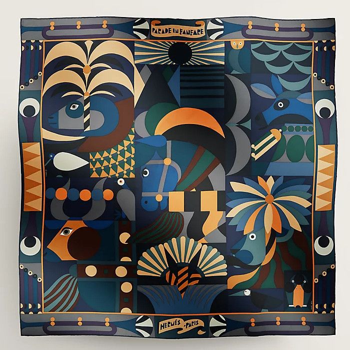 HERMES 最新作 人気スカーフ カレ90 シルク Parade en Fanfare (HERMES
