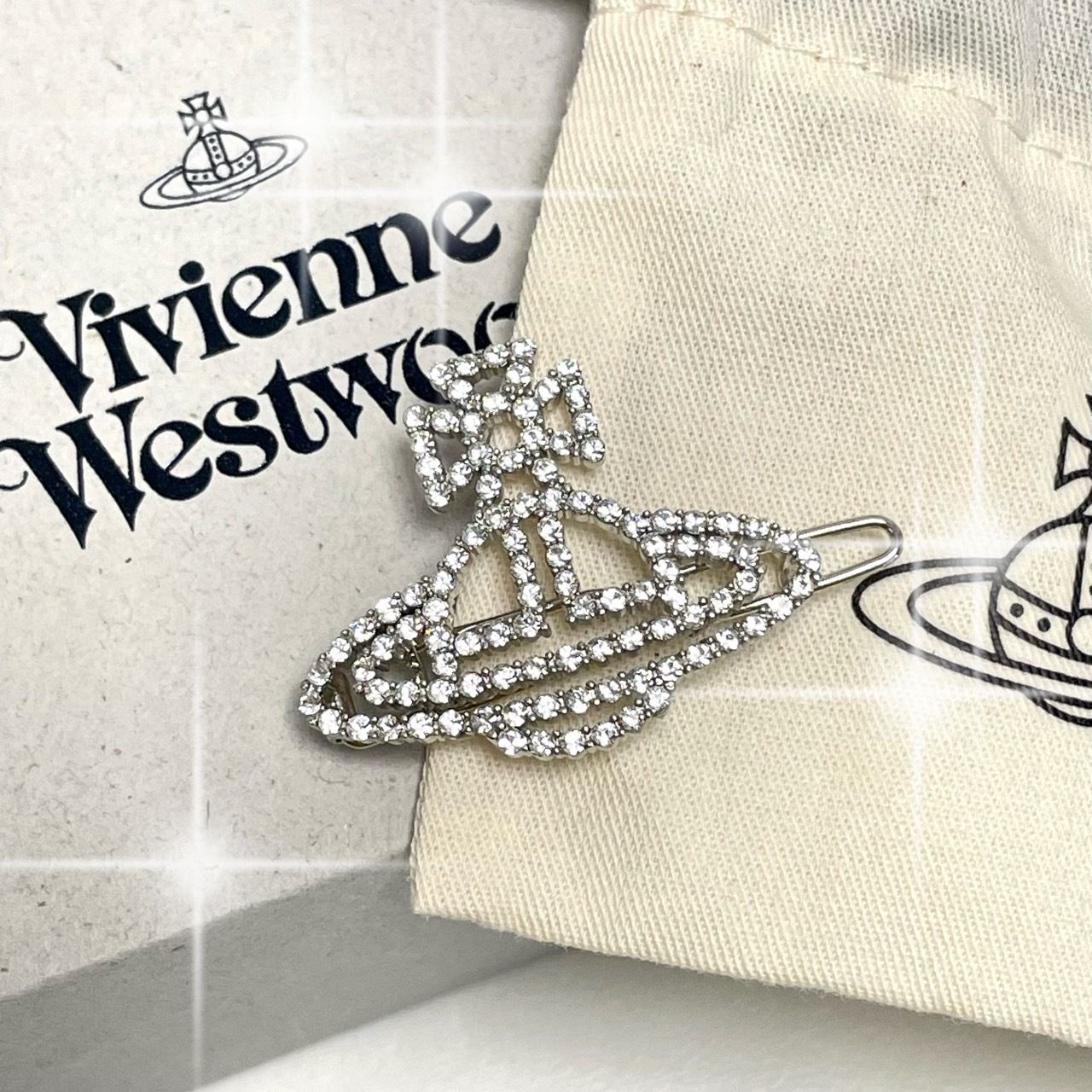 ☆vivienne westwood☆オーブロゴ クリスタル ヘアクリップ (Vivienne