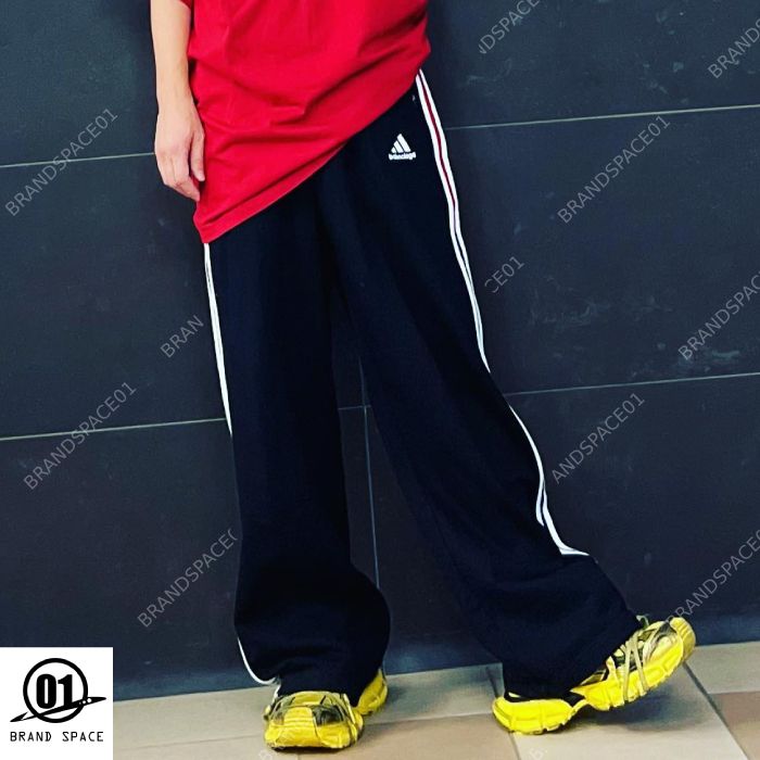 入手困難/コラボ【BALENCIAGA】× adidasバギースウェットパンツ