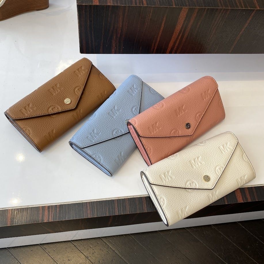 新作☆Michael Kors☆JET SET TRAVEL WALLET 封筒型 長財布 (Michael
