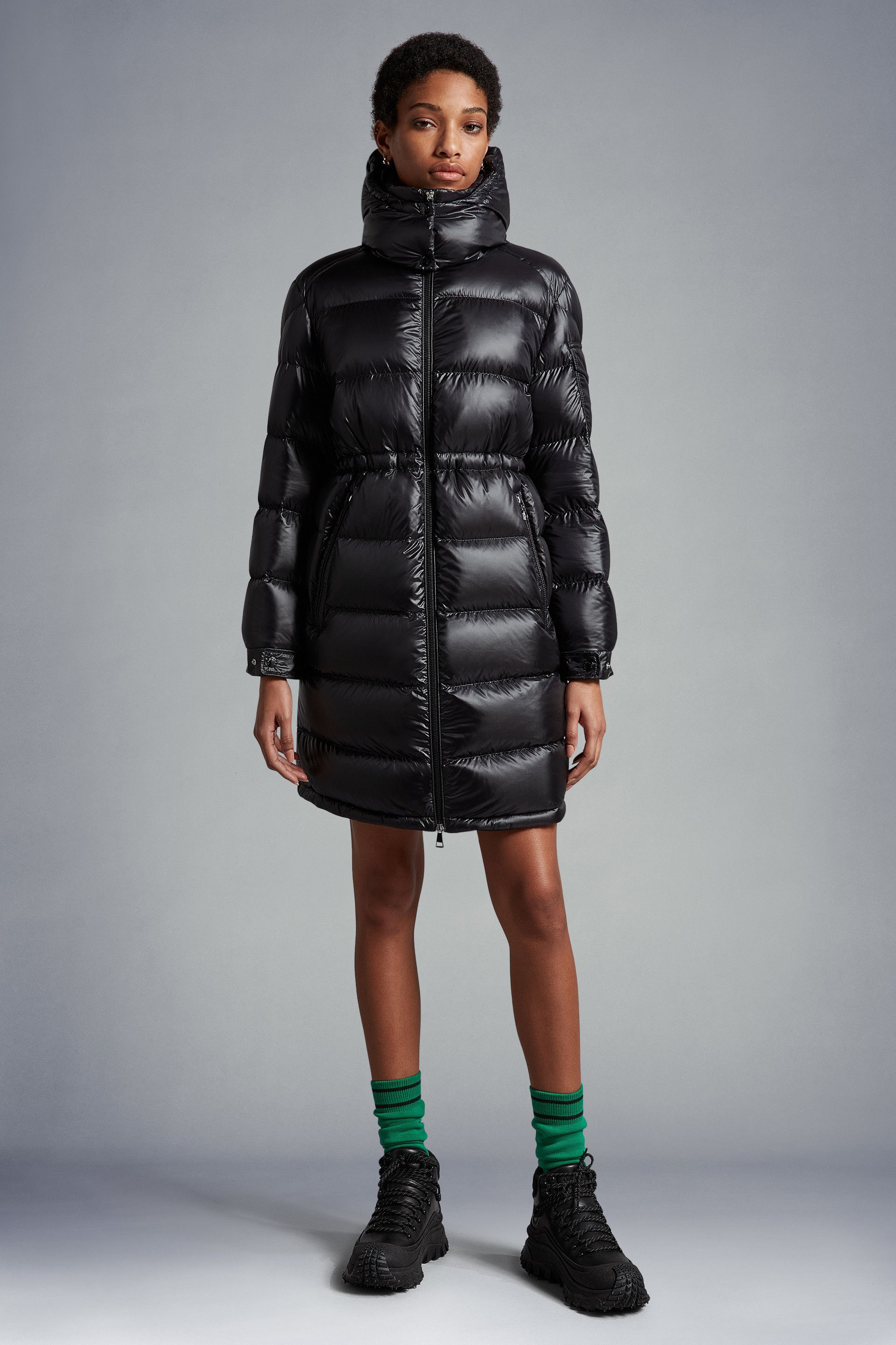 MONCLER2023春夏新作 フード付きライトダウンジャケット MEILLON