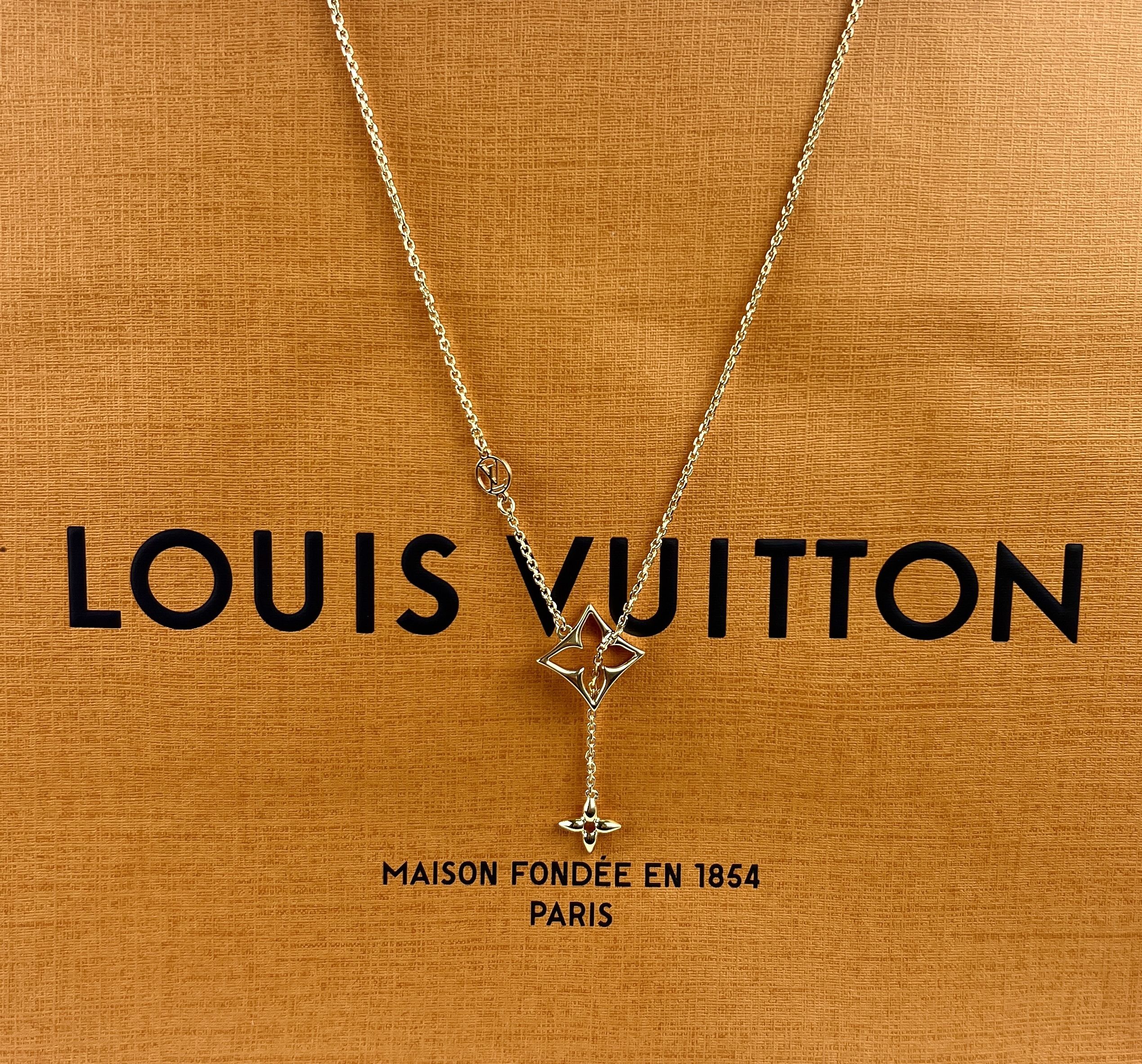 すぐ届く 国内配送 ルイヴィトン ネックレス・LV フラワーグラム