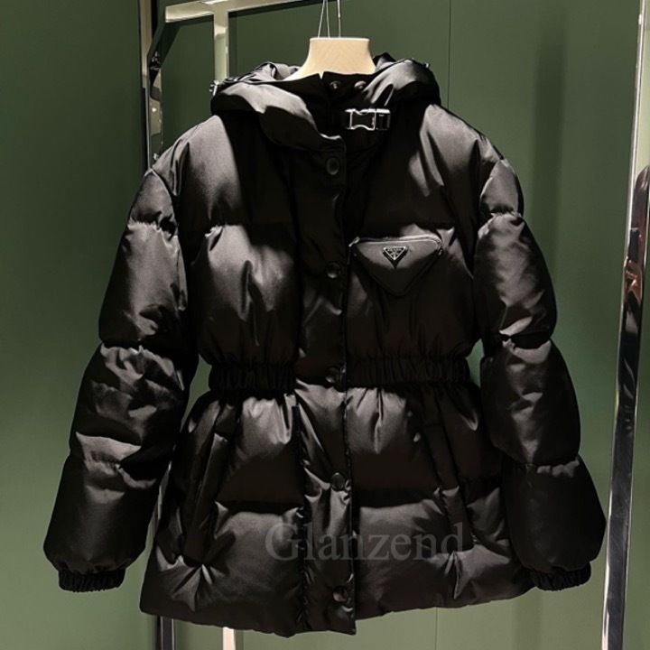 ☆大人気で入手困難☆【PRADA】Re-Nylon ダウンジャケット (PRADA