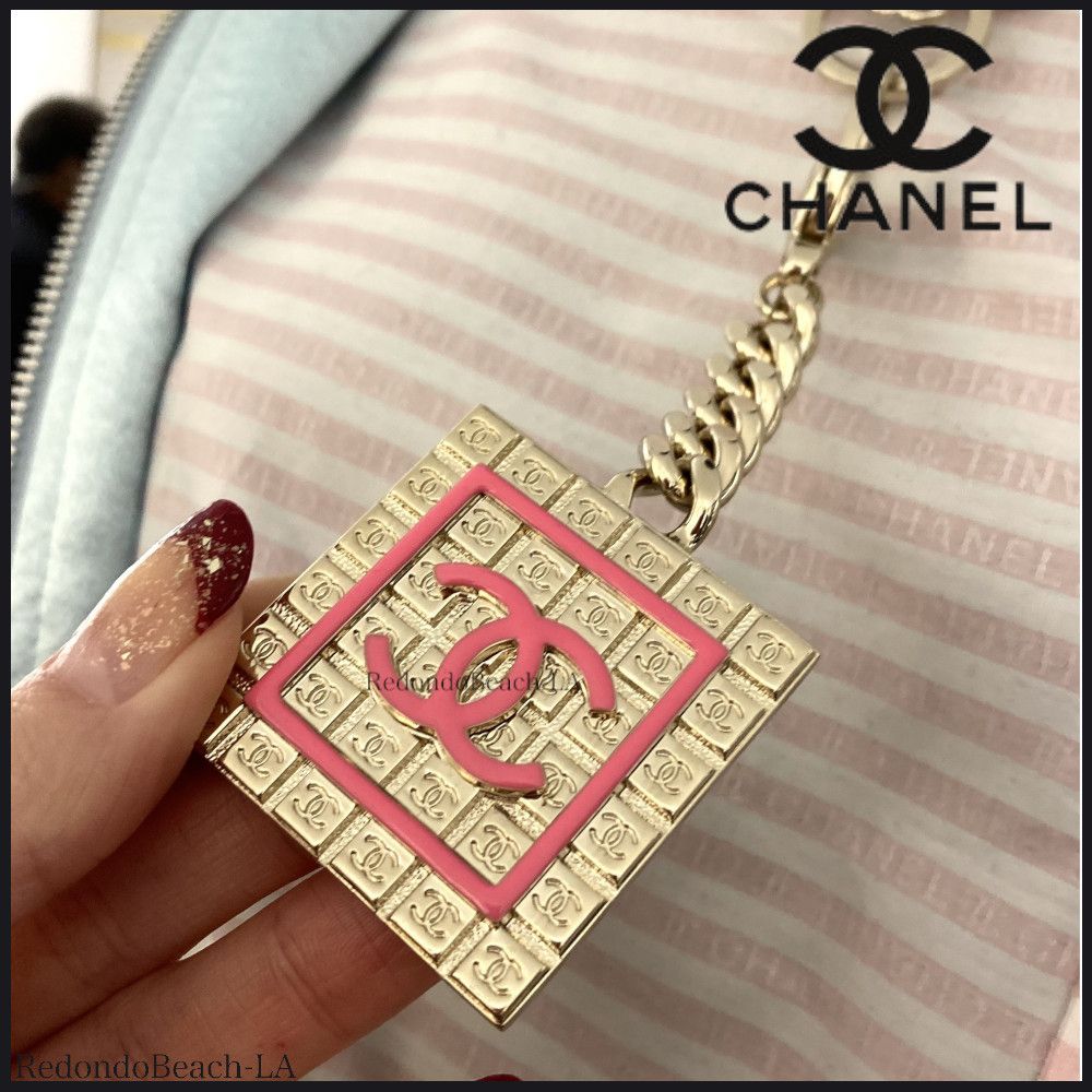 希少限定品】CHANEL☆キーホルダー☆毎日の生活にシャネルを (CHANEL