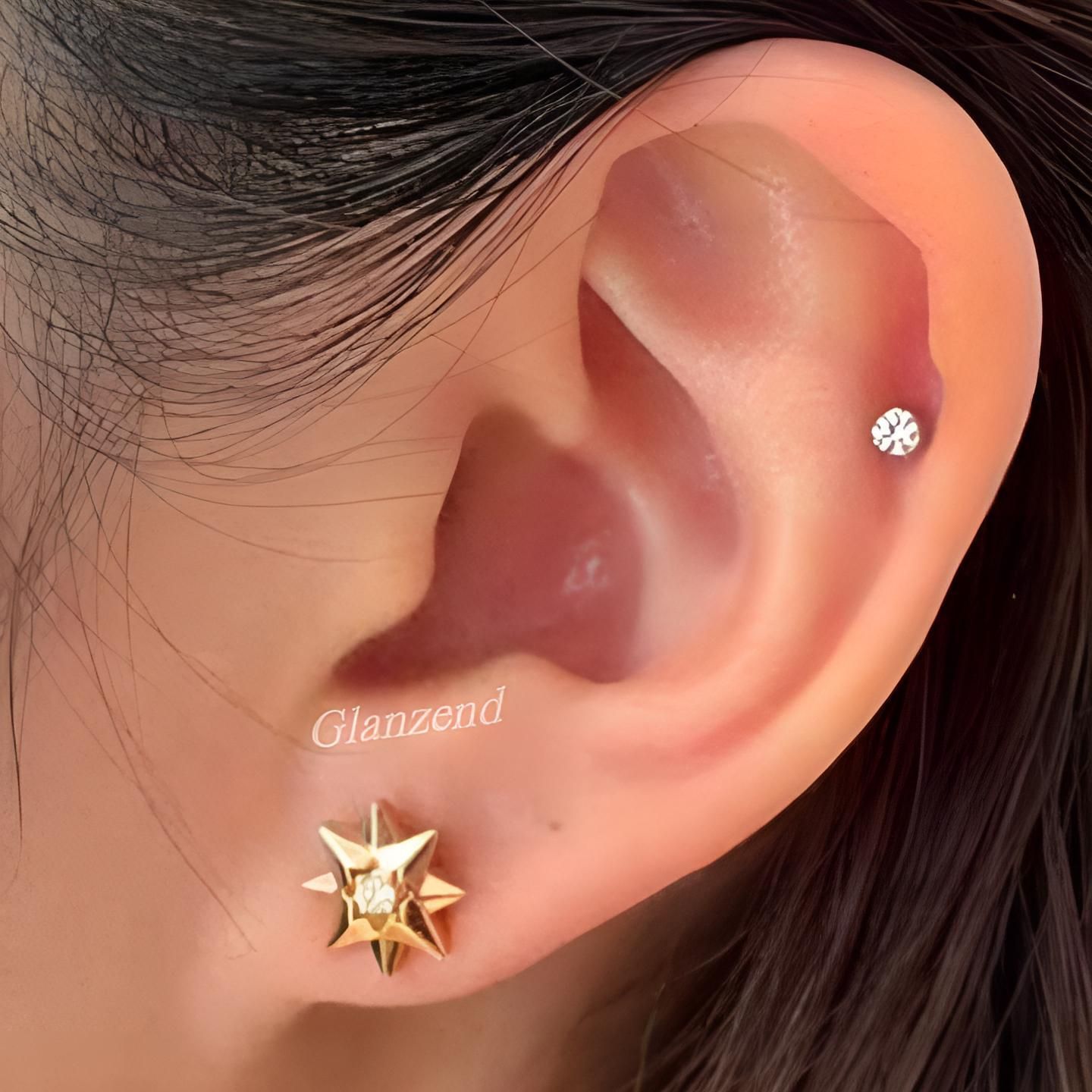 ☆幸運のシンボル☆【Dior】18K《Etoile des Vents》ピアス (Dior