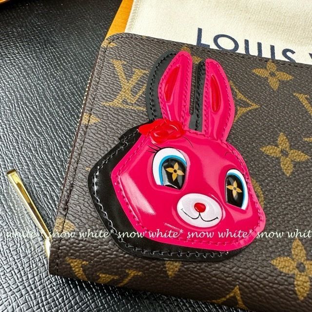 明日着 限定 うさぎ♪ モノグラム 長財布 ルイヴィトン ZIPPY (Louis