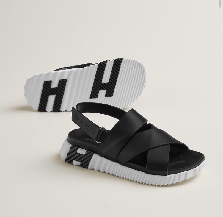 軽やかに涼しく♪》 エルメス サンダル エレクトリック (HERMES