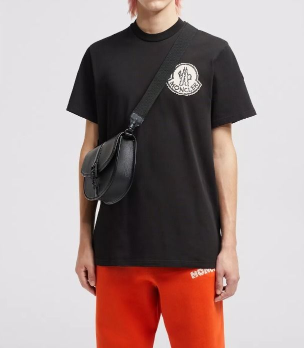 MONCLER 2024/25秋冬新作 ロゴパッチ付 クルーネック半袖Tシャツ