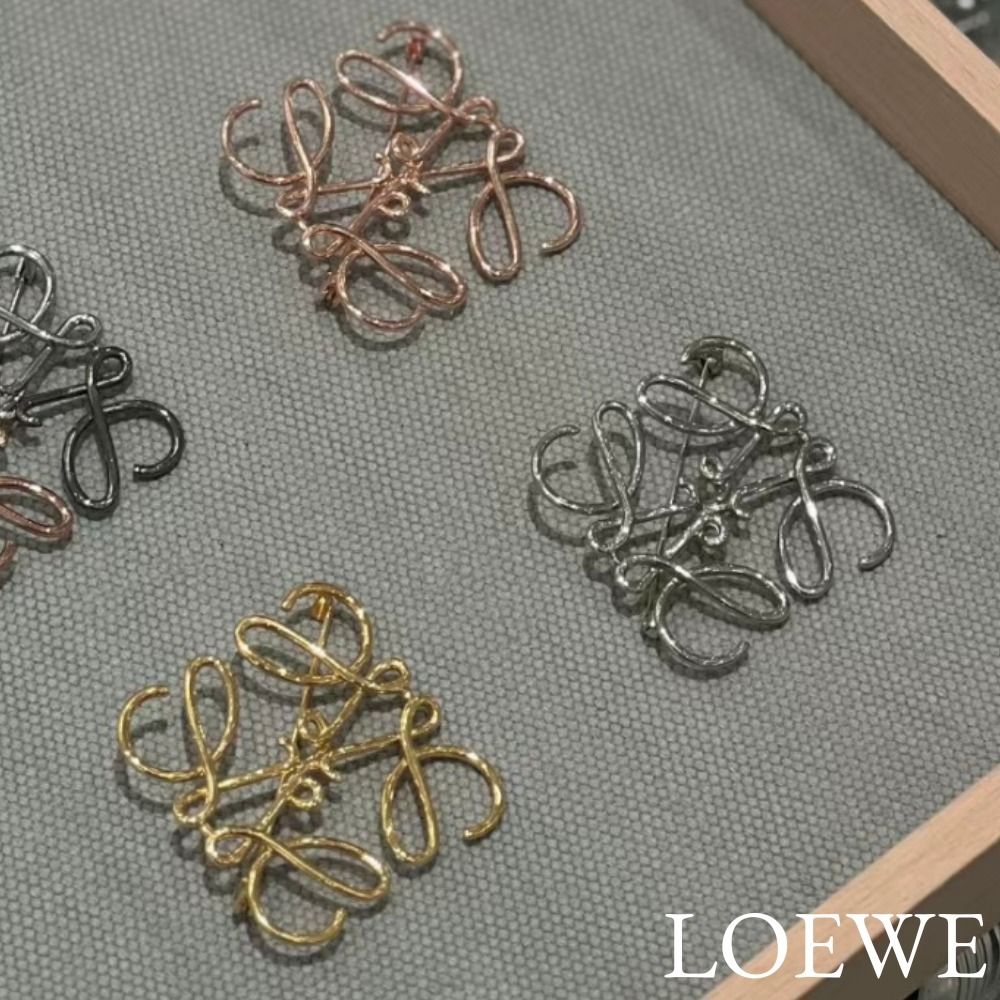 エレガント LOEWE ロエベ アナグラム ブローチ (メタル) (LOEWE