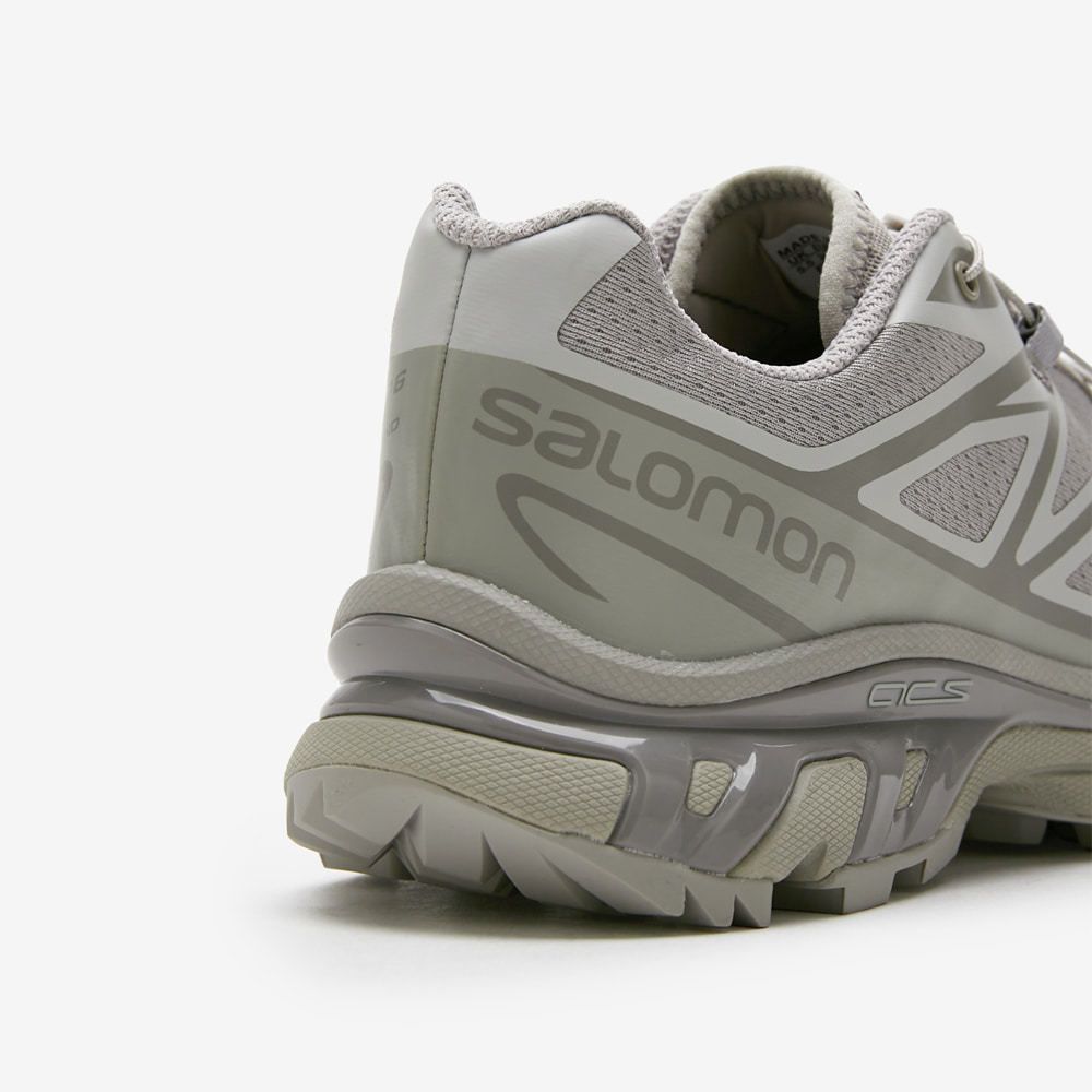 Salomon サロモン XT-6 ユニセックス スポーツスタイルシューズ