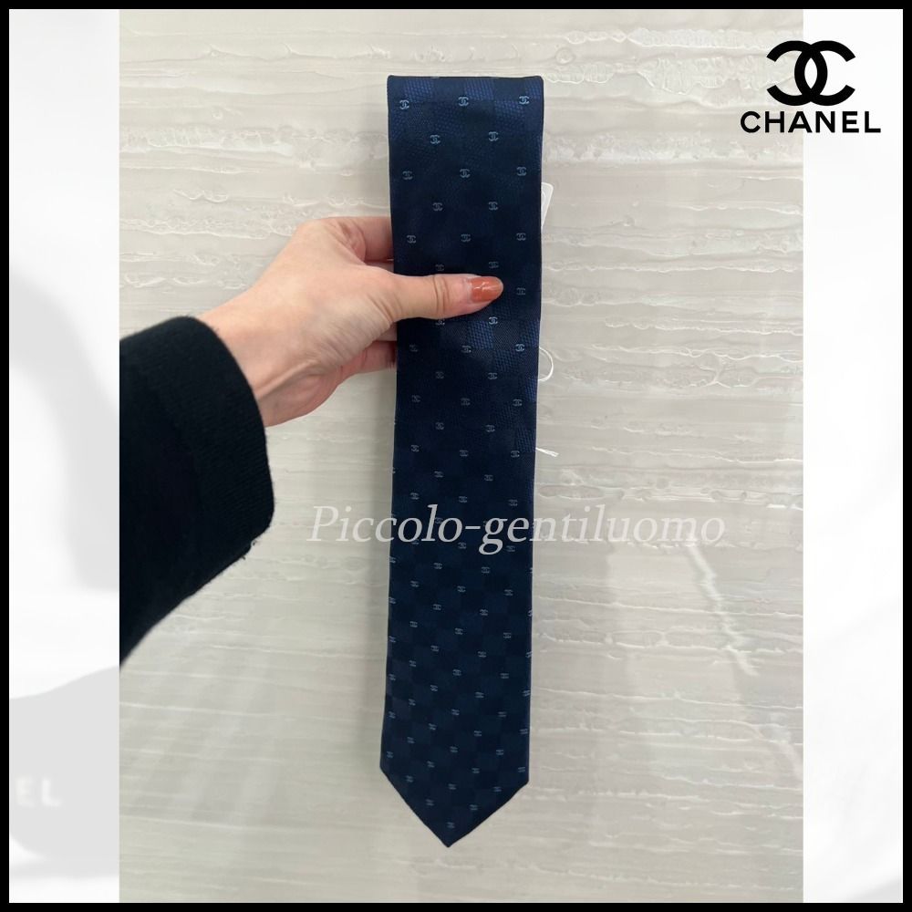 大切な方へのプレゼントに☆】CHANEL シルクネクタイ CCマーク (CHANEL