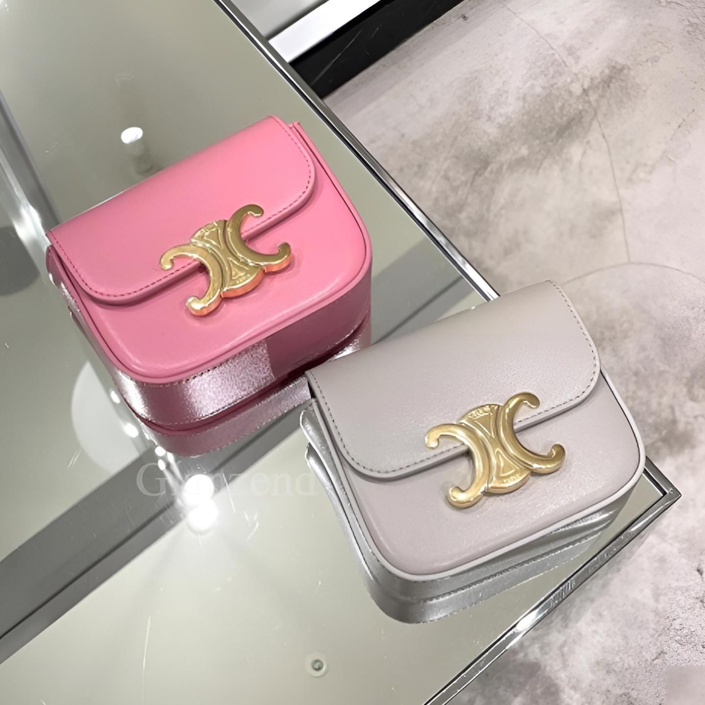 お洒落にハンズフリー♪【CELINE】ミニ クロード バック (CELINE
