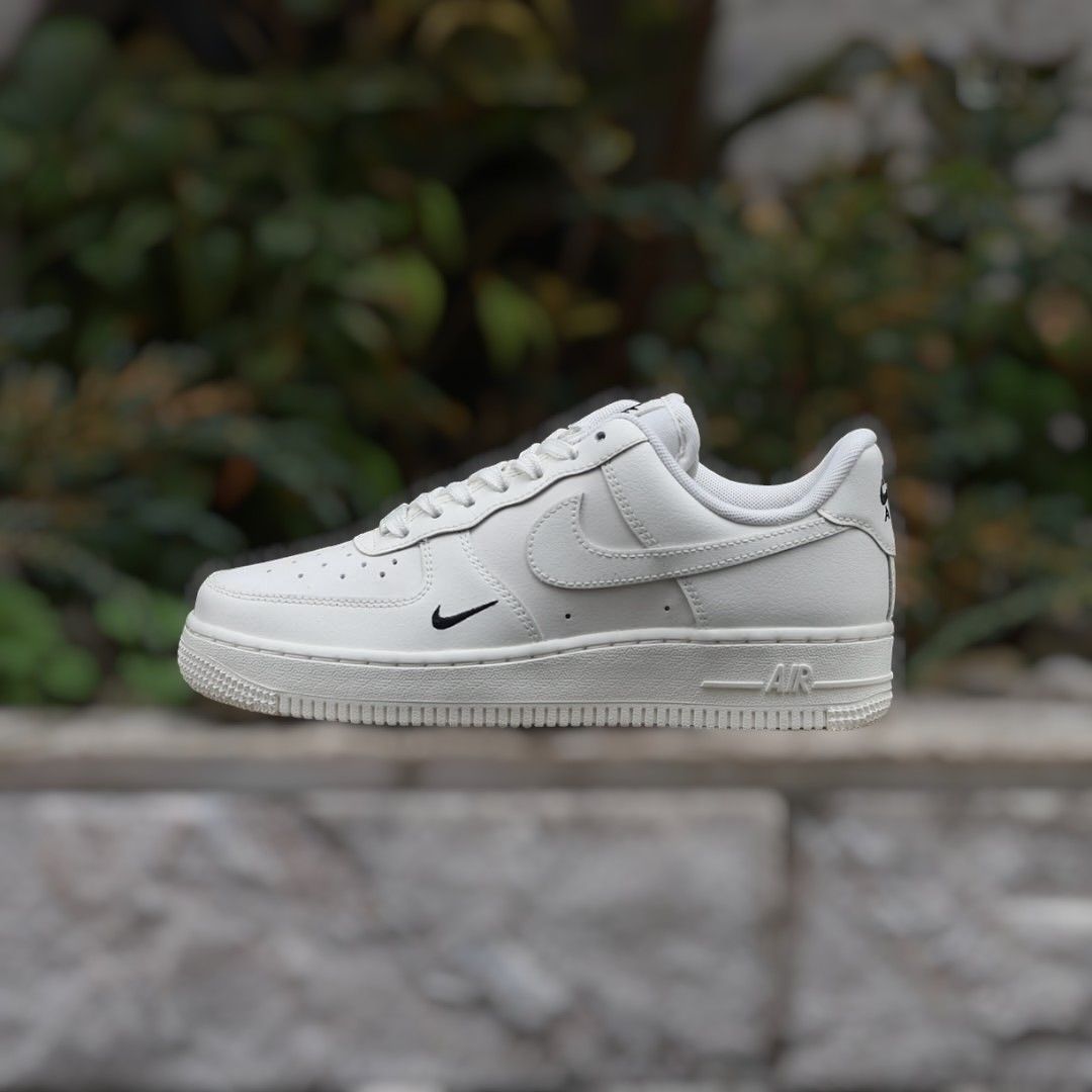 早い者勝ち 大人気 NIKE AIR FORCE 1 '07 ESS TRK3 (Nike/スニーカー
