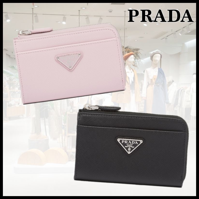 ギフトにも【PRADA】サフィアーノ キーホルダー (PRADA/カードケース
