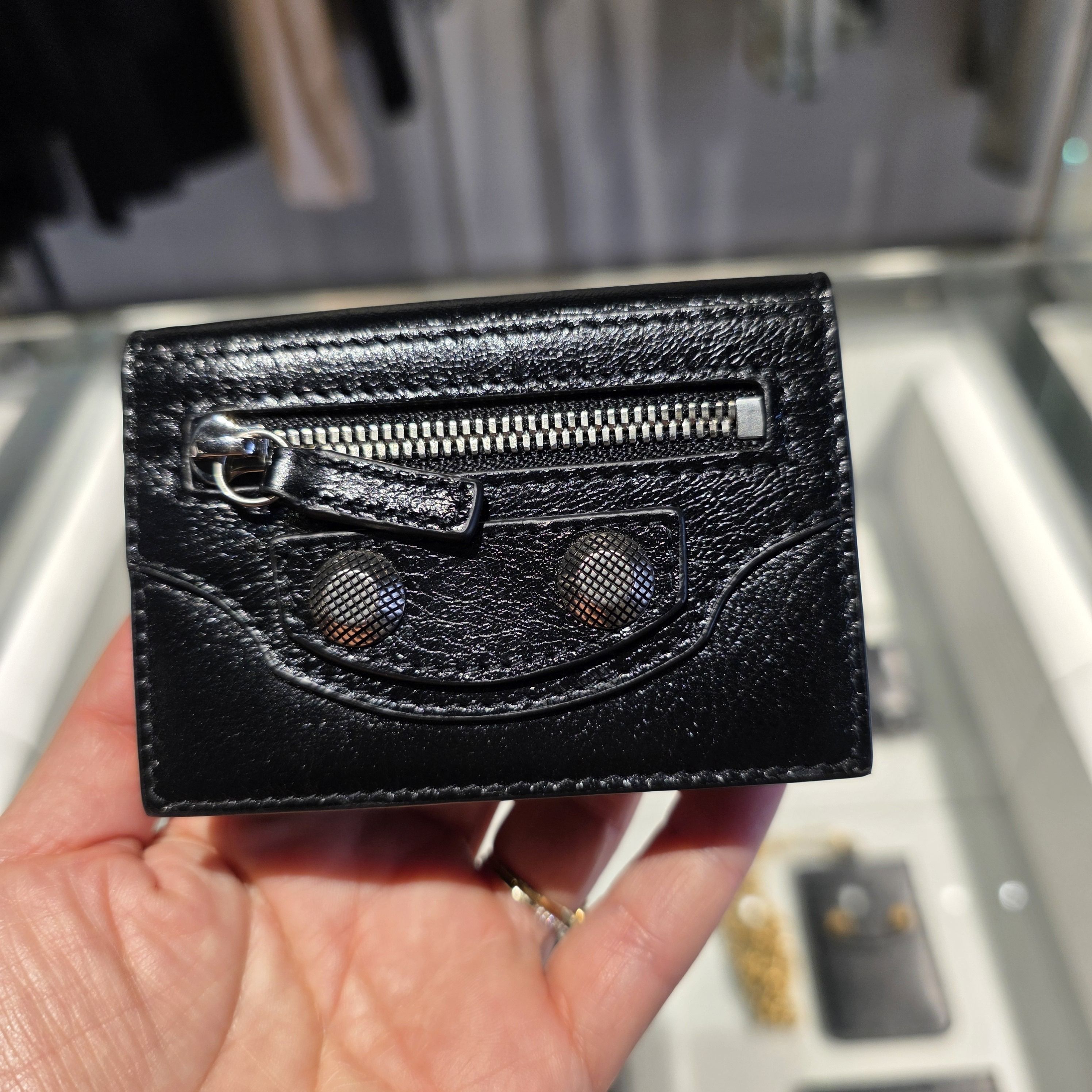アウトレット価格!【BALENCIAGA】LE CAGOLE MINI WALLET 768430