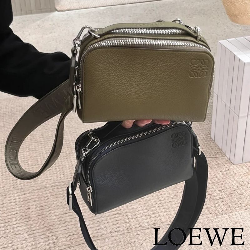 LOEWE クロスボディ カメラバッグ ミニ ソフトグレインカーフ (LOEWE