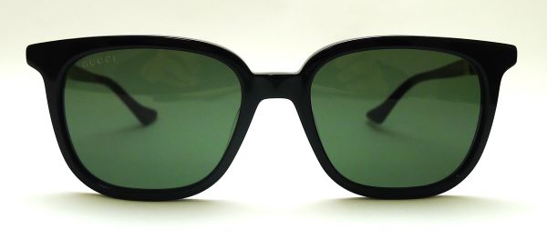 GUCCIロゴと赤緑のシェリーラインカラーのパーツが入ったスクエアの