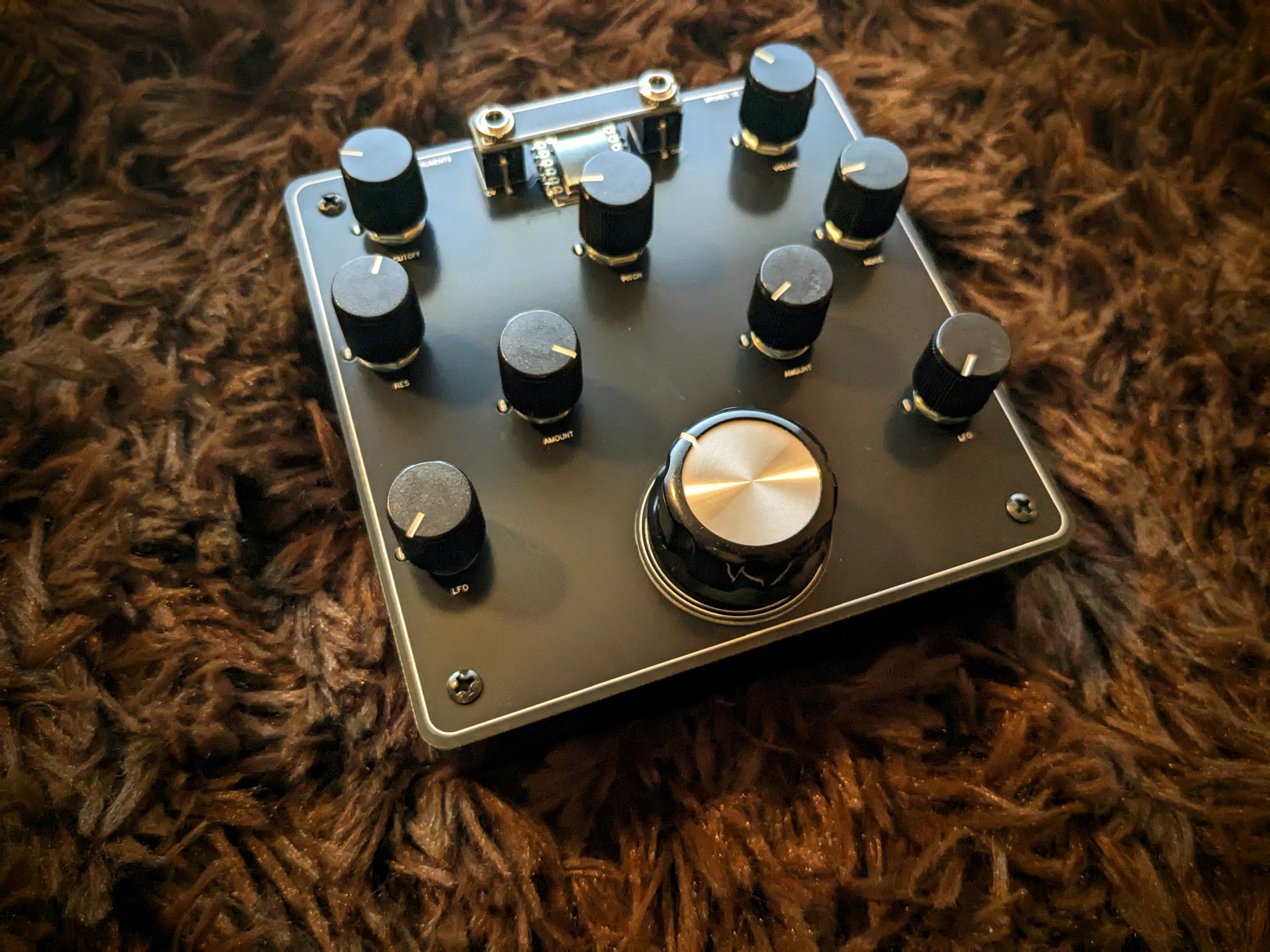 DRONES SE mk2 シンセサイザー