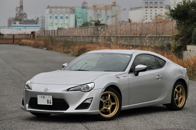 ディーラーへ行こう！】トヨタ 86 オリジナルエキマニ「鬼マニ」登場