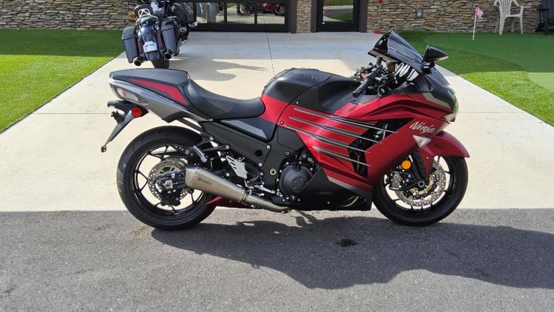 2025 Kawasaki Ninja ZX14r | Lucky U Cycles