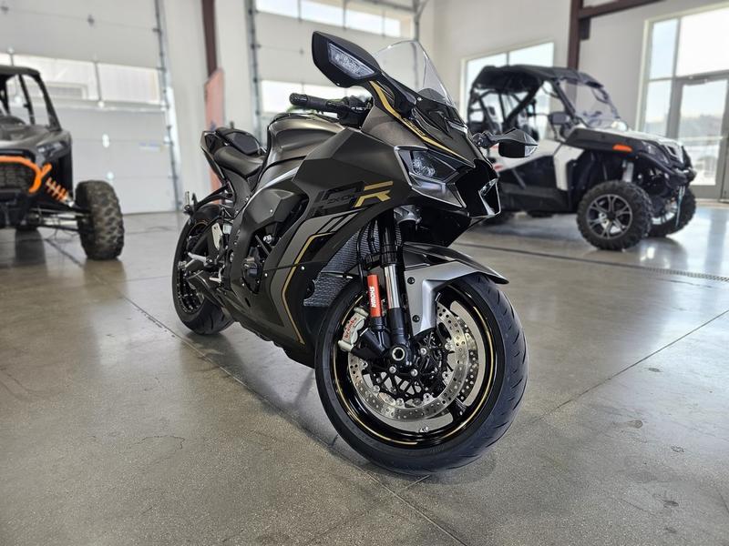2023 Kawasaki Ninja® ZX™-10R KRT Edition | Malone Powersports Heber