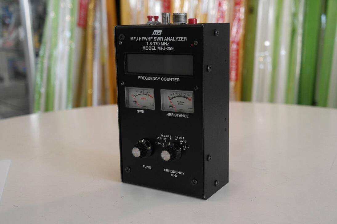 Second Hand MFJ-259 Antenna Analyzer - Radioworld UK