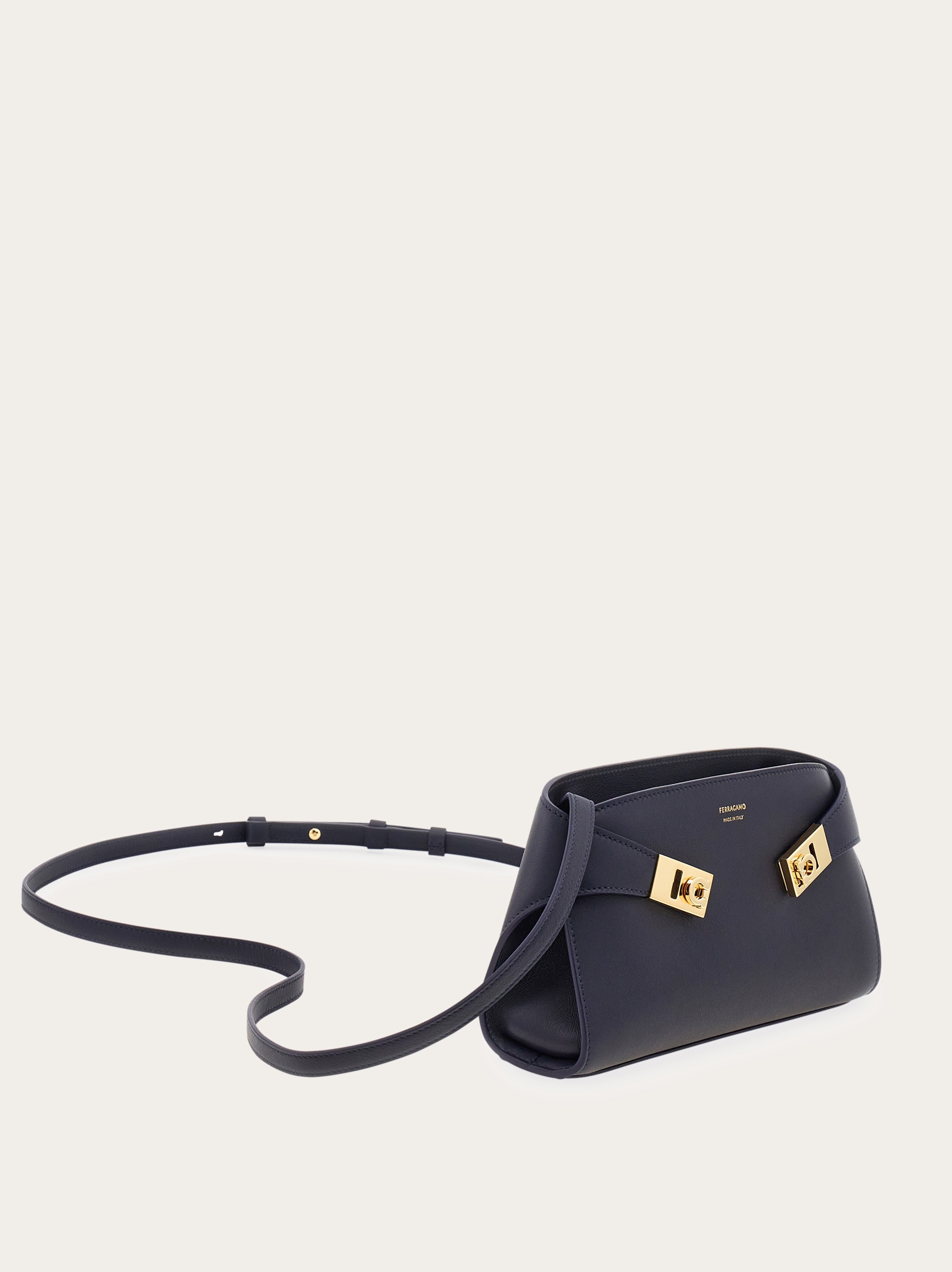 Hug ミニ クロスボディバッグ - ウィメンズ | Ferragamo