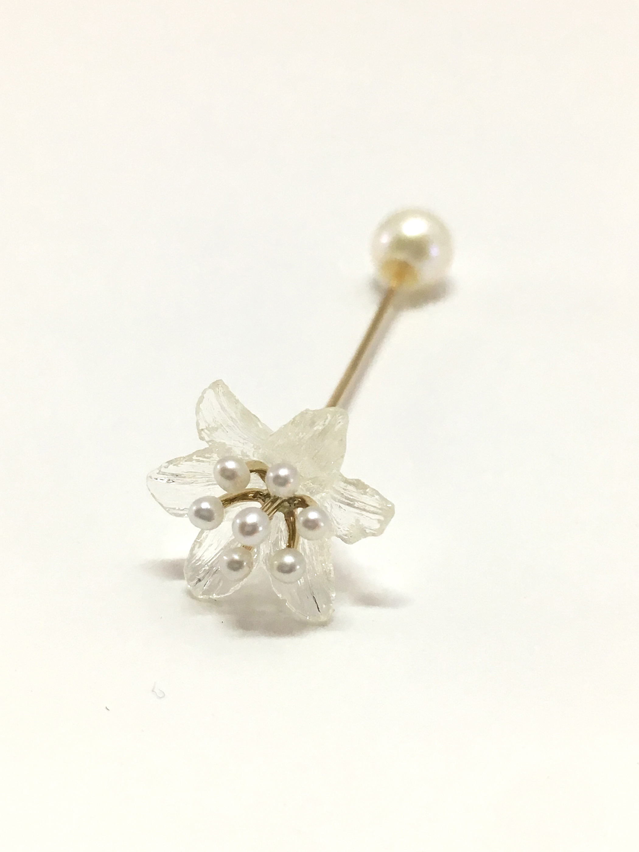 simmon official WEB SHOP | CLEAR FLOWER LONG PIERCED EARRING