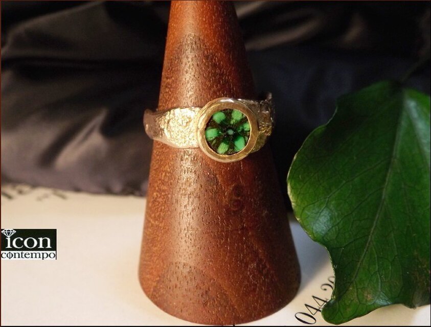 K10 トラピッチェ エメラルド 0.84ct コロンビア産 クロス クラウド