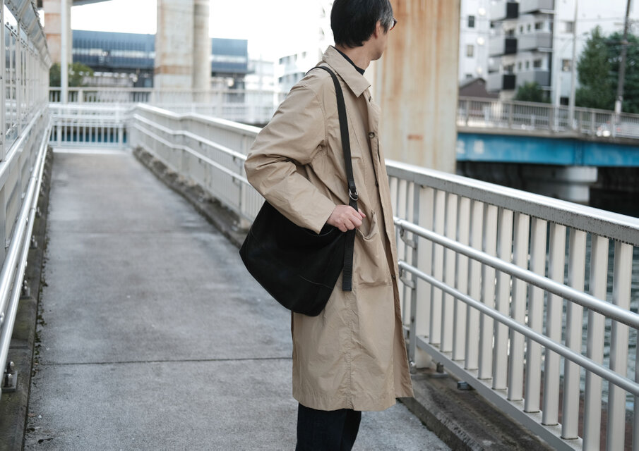 レザーショルダーバッグ black ＜XL＞ | iichi 日々の暮らしを心地よく
