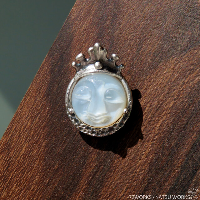 ムーンストーン ブローチ / Face Moonstone Brooch | iichi 日々の