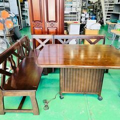 カリモク RUSTIC ダイニングテーブルの中古が安い！激安で譲ります