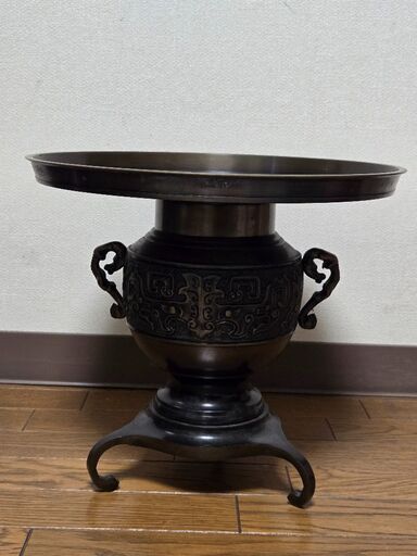 花器 薄端 唐金製 三つ足 華道具 - 唐金製 薄端 花器 花入 三つ足 花器
