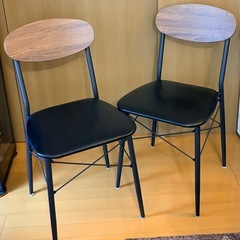 イケアIKEA ダイニングテーブル BJURSTA 丸型ブラック黒 伸長式 (ふる