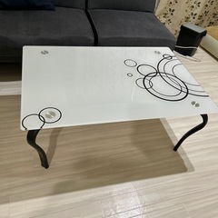 ニトリガラステーブルの中古が安い！激安で譲ります・無料であげます