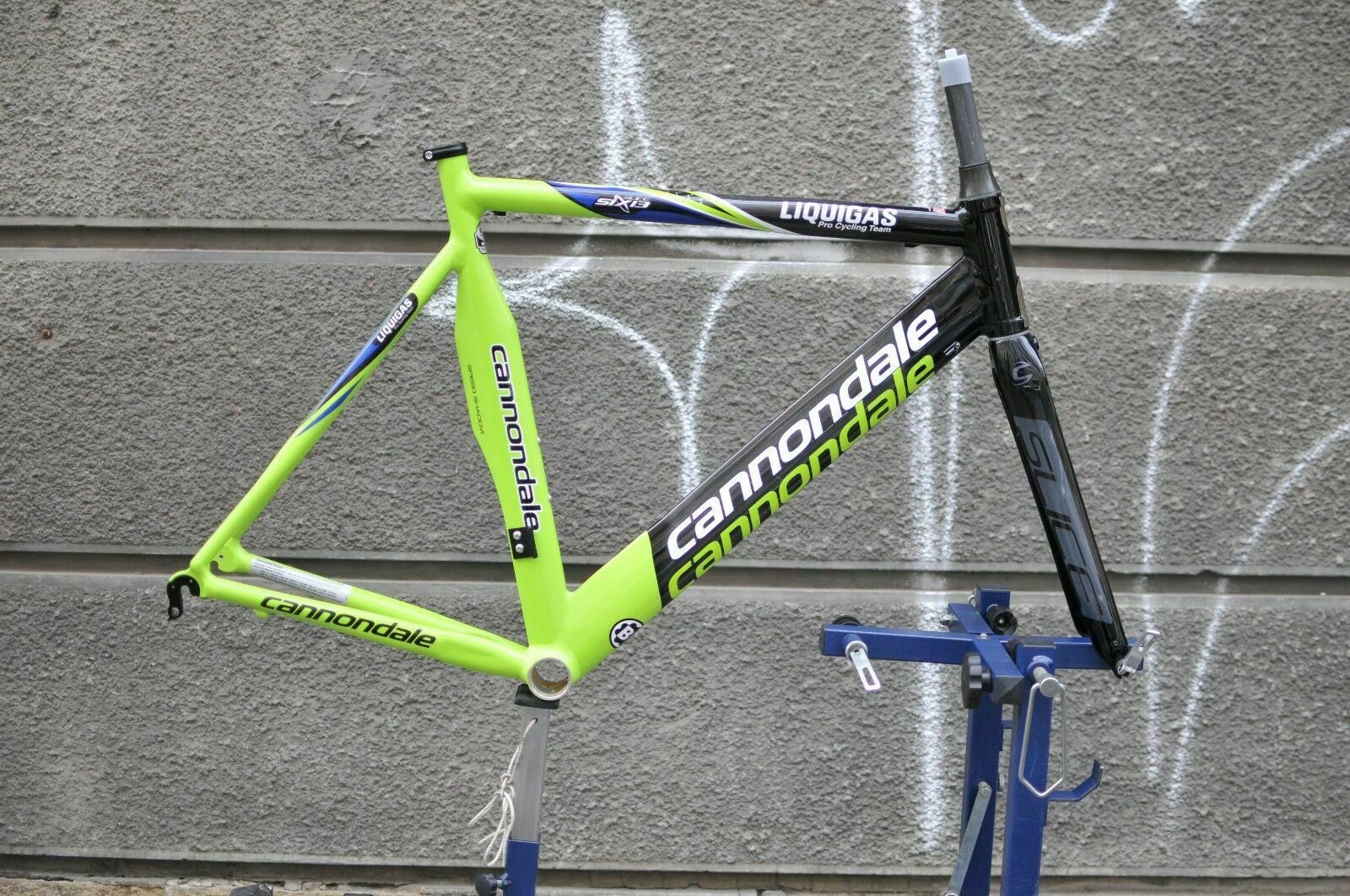 eBay Finds: 2007 Liquigas team Cannondale Six13 time trial frame