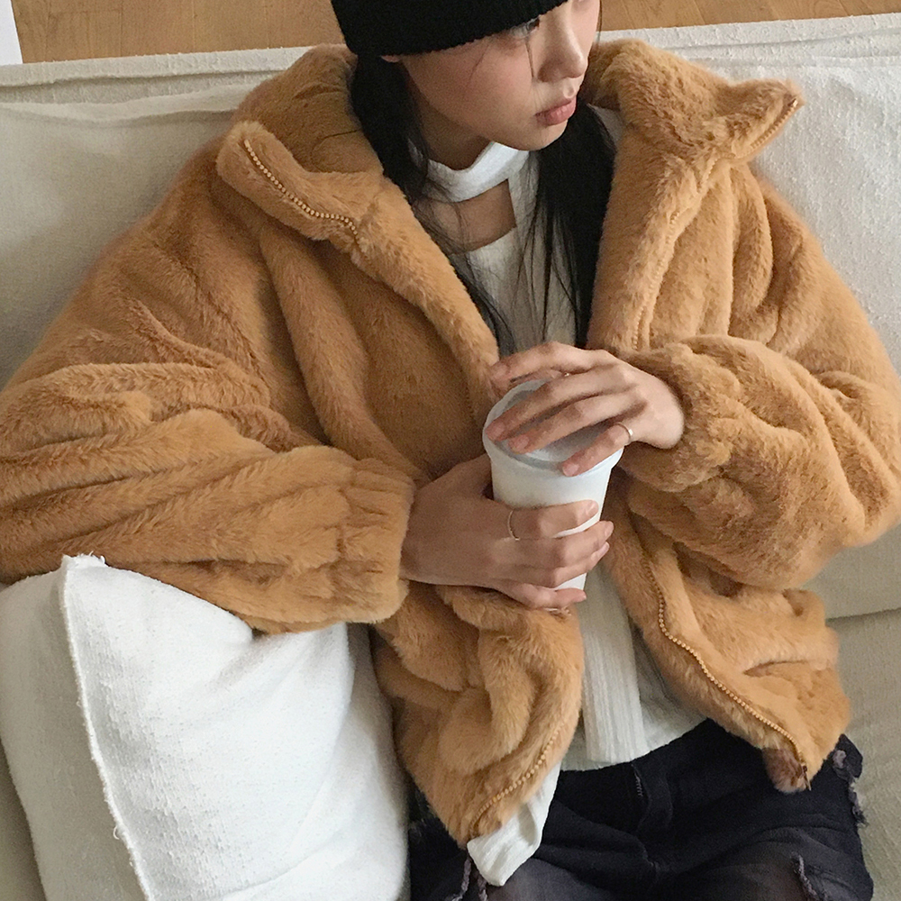 カラーファークロップドジップジャケット | ファッション通販サイト NUGU