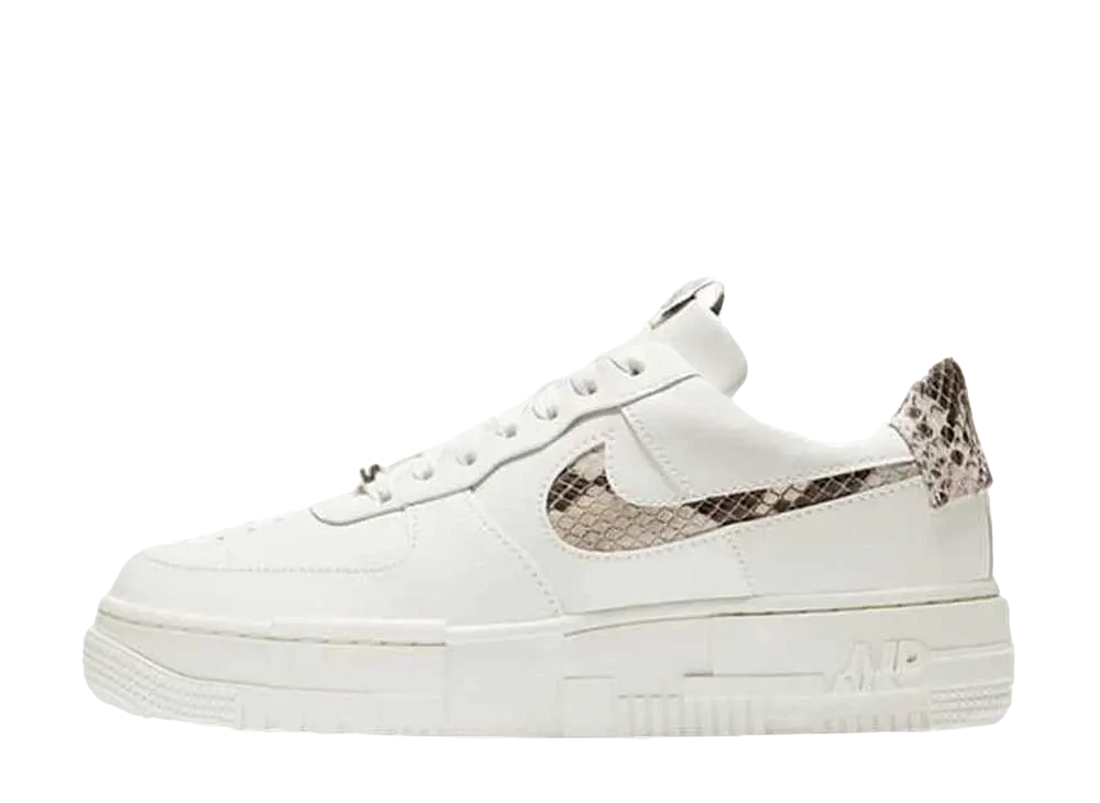 Nike Women's Air Force 1 Pixel SE 