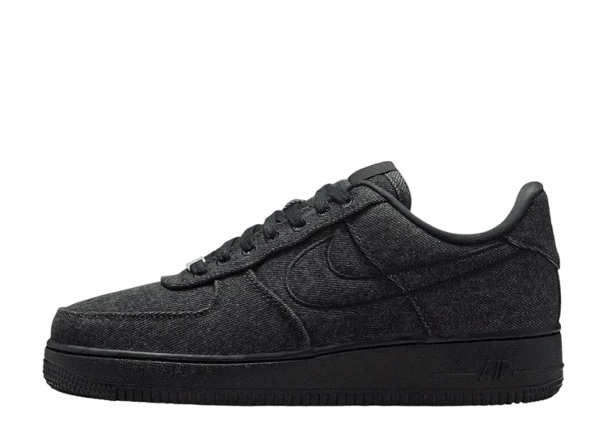 Nike Women's Air Force 1 '07 LV8 