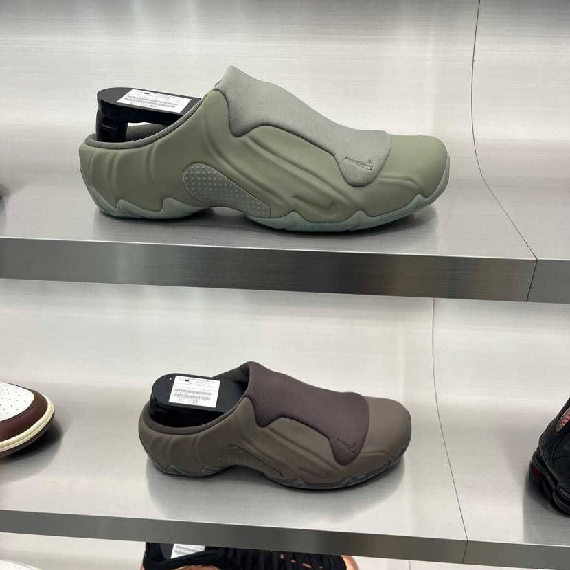 ナイキ クロッグポジット 