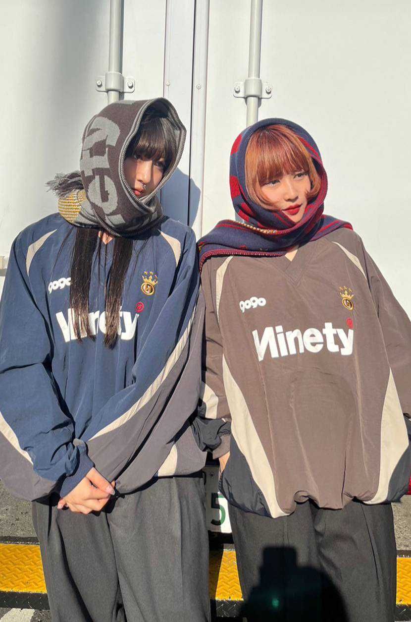 9090 テックナイロン プルオーバー 