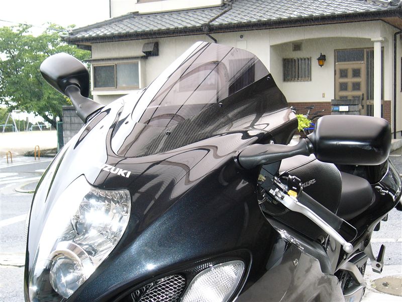 マジカルレーシング カーボントリムスクリーン(スモーク) のパーツ