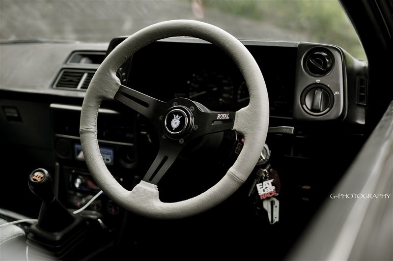 AE86 ステアリング交換.（トヨタ カローラレビン・AE85/86）by