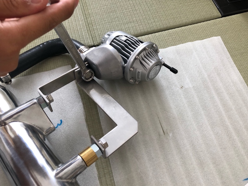 ブローオフバルブ取り付け(クスコタワーバー干渉対策有り)【事前準備編