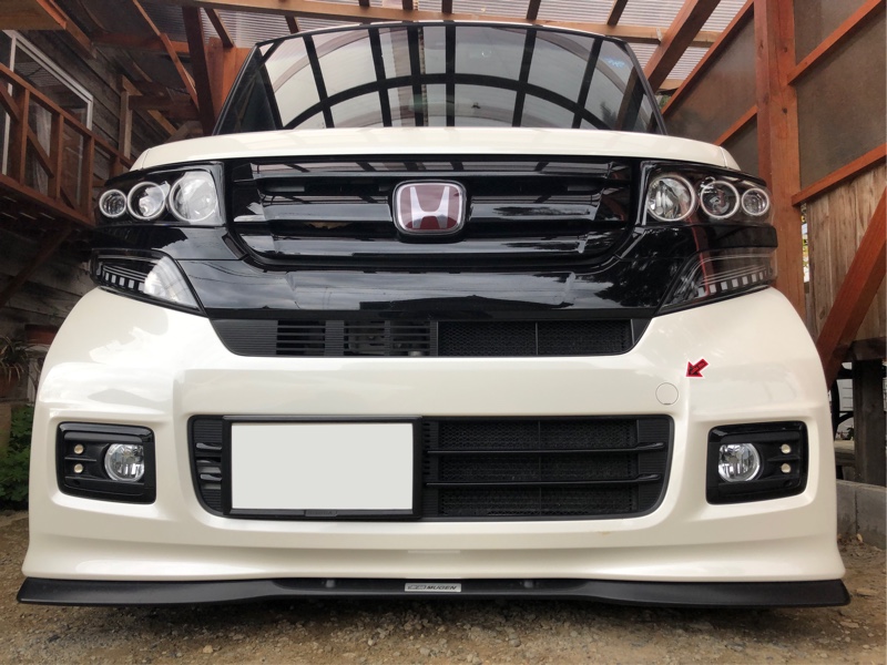 無限グリル取り付け（ホンダ N-BOXカスタム・JF1/2）by ヤロウ3パパ